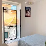 Apartment Primavera: Centre, Modern W/balcony *
