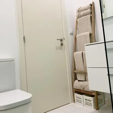 Apartment Primavera: Centre, Modern W/balcony