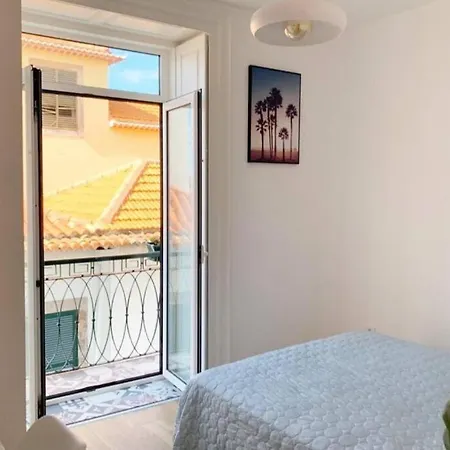 Apartment Primavera: Centre, Modern W/balcony *